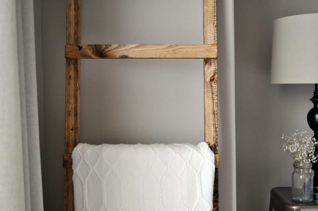 DIY Blanet Ladder