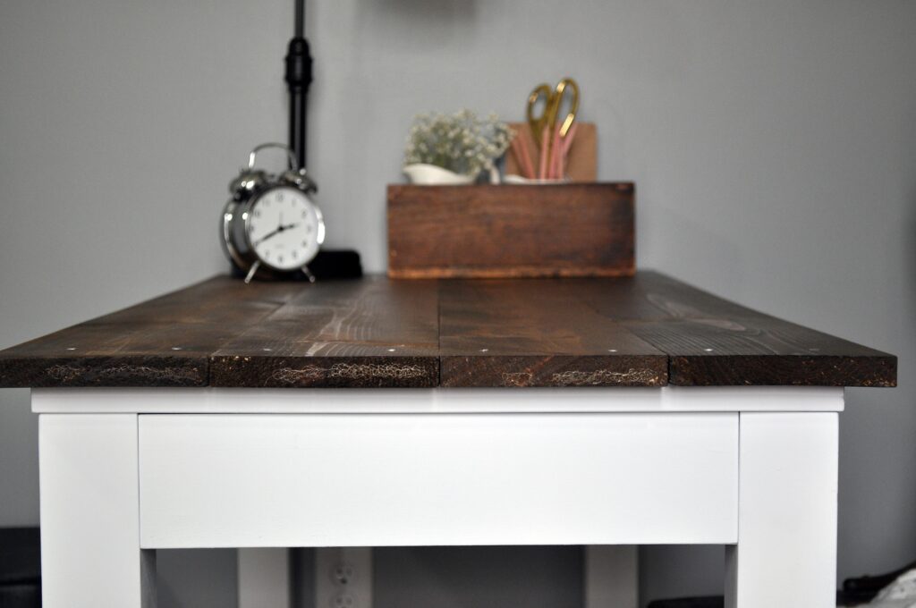 Farmhouse Desk Makeover. 1