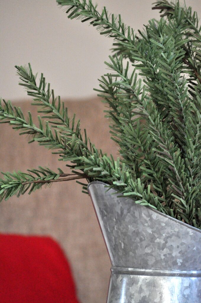 Farmhouse Chrismas Home Tour. Christmas Greenery