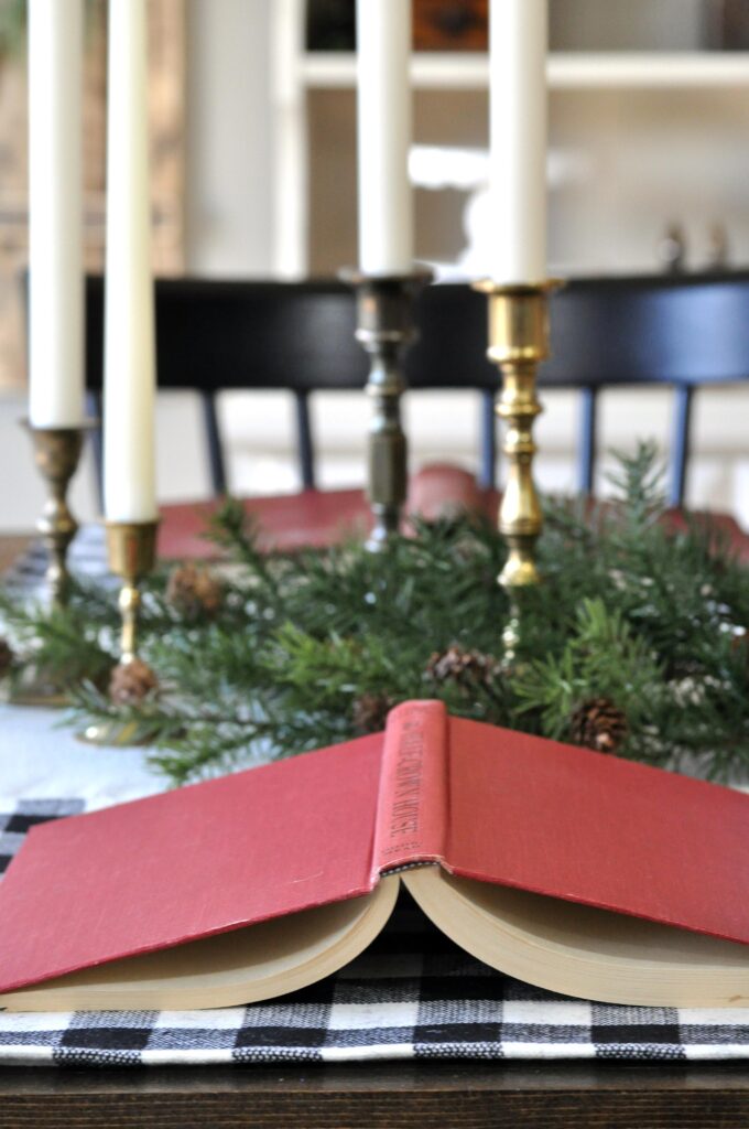 Farmhouse Christmas Home Tour. Red Books