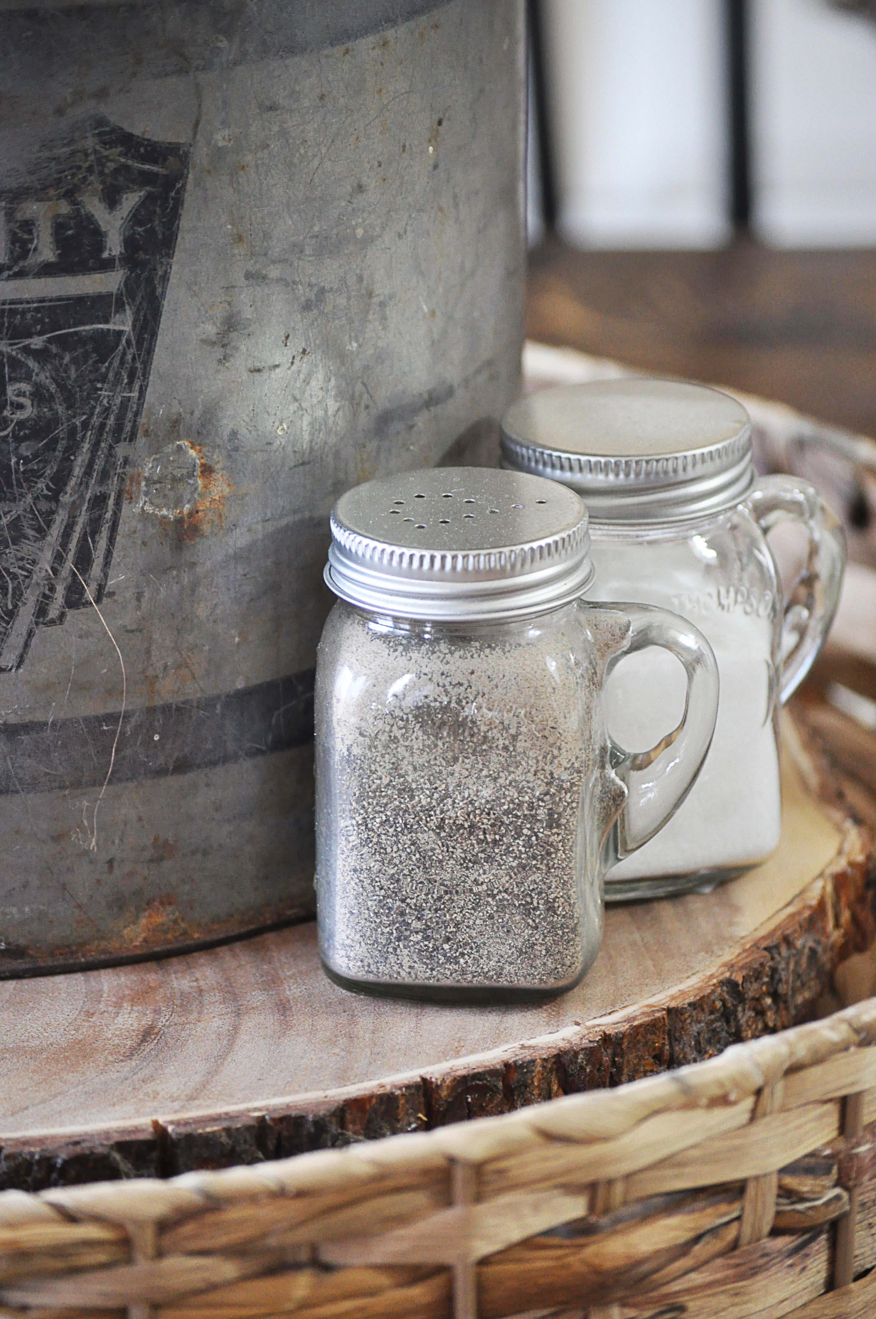 Farmhouse Rustic Distressed 6 Salt Shaker & Pepper Mill Shakers