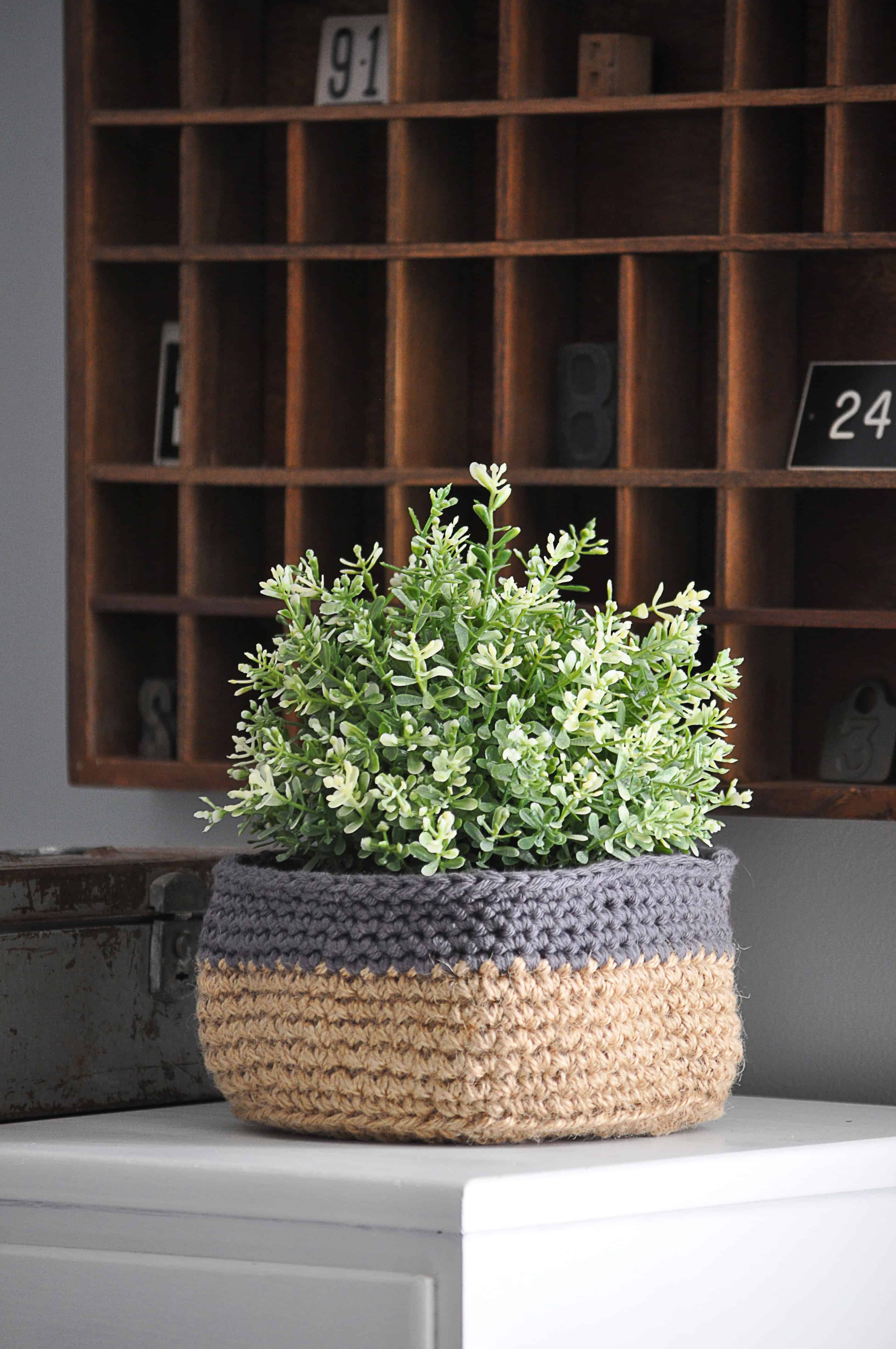 How to shop for faux greenery with farmhouse style - A BOX OF TWINE