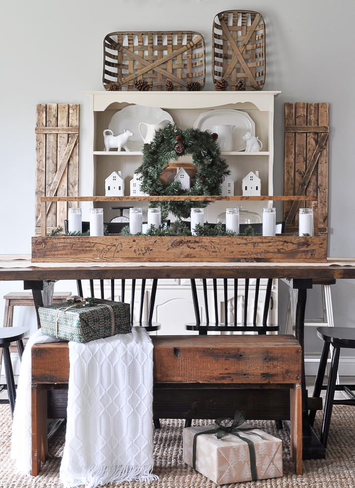 Simple Christmas Dining Room | Little Glass Jar