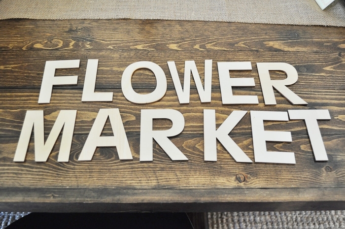 DIY Flower Market Sign via Little Glass Jar