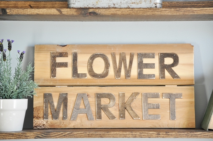 DIY Flower Market Sign via Little Glass Jar