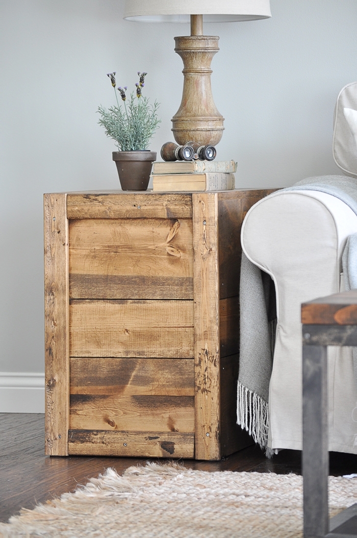 Make these rustic, farmhouse style DIY Crate Side Tables for your living room or bedroom! They are so easy to make! Tutorial here: https://www.littleglassjar.com/2017/04/25/diy-crate-side-tables/