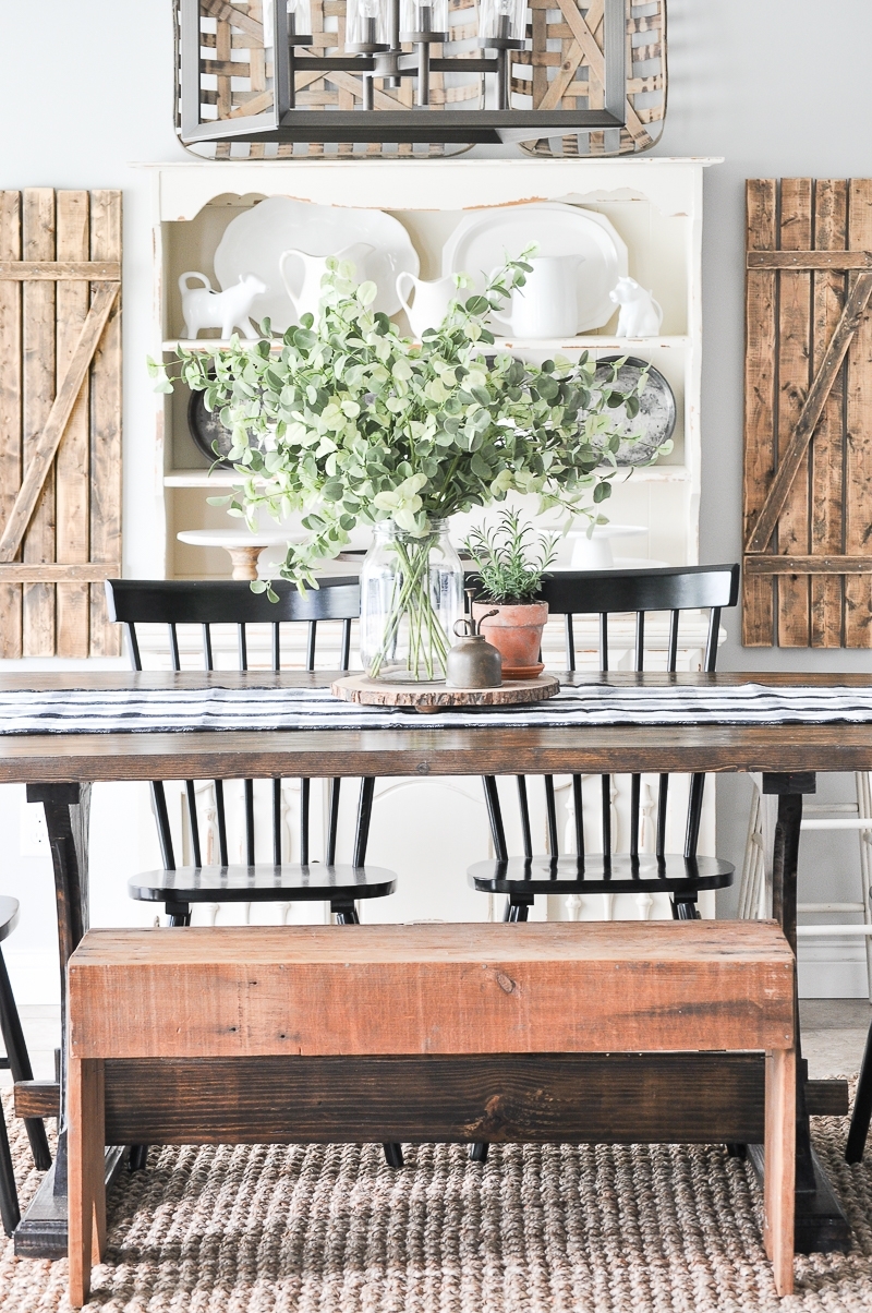 Simple Summer Dining Room