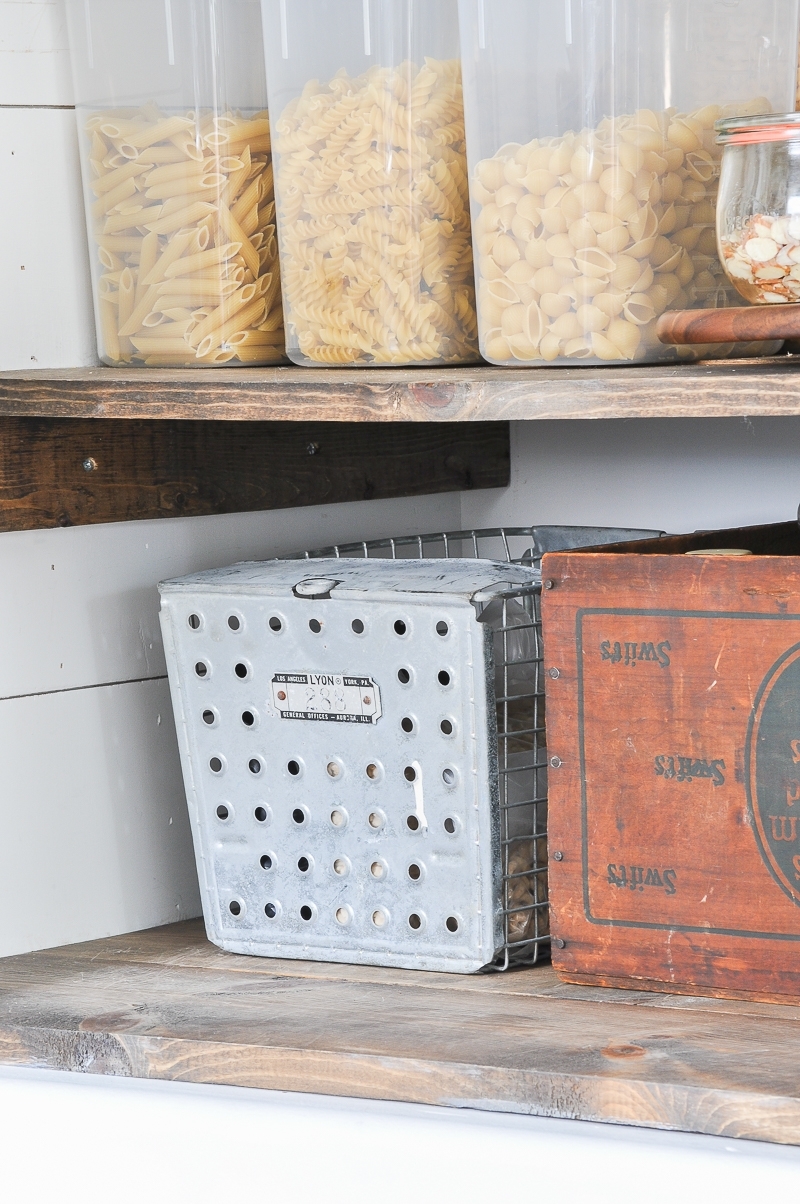 Farmhouse Pantry Organization