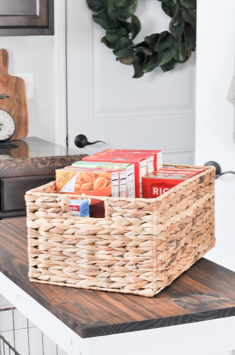 Farmhouse Pantry Organization