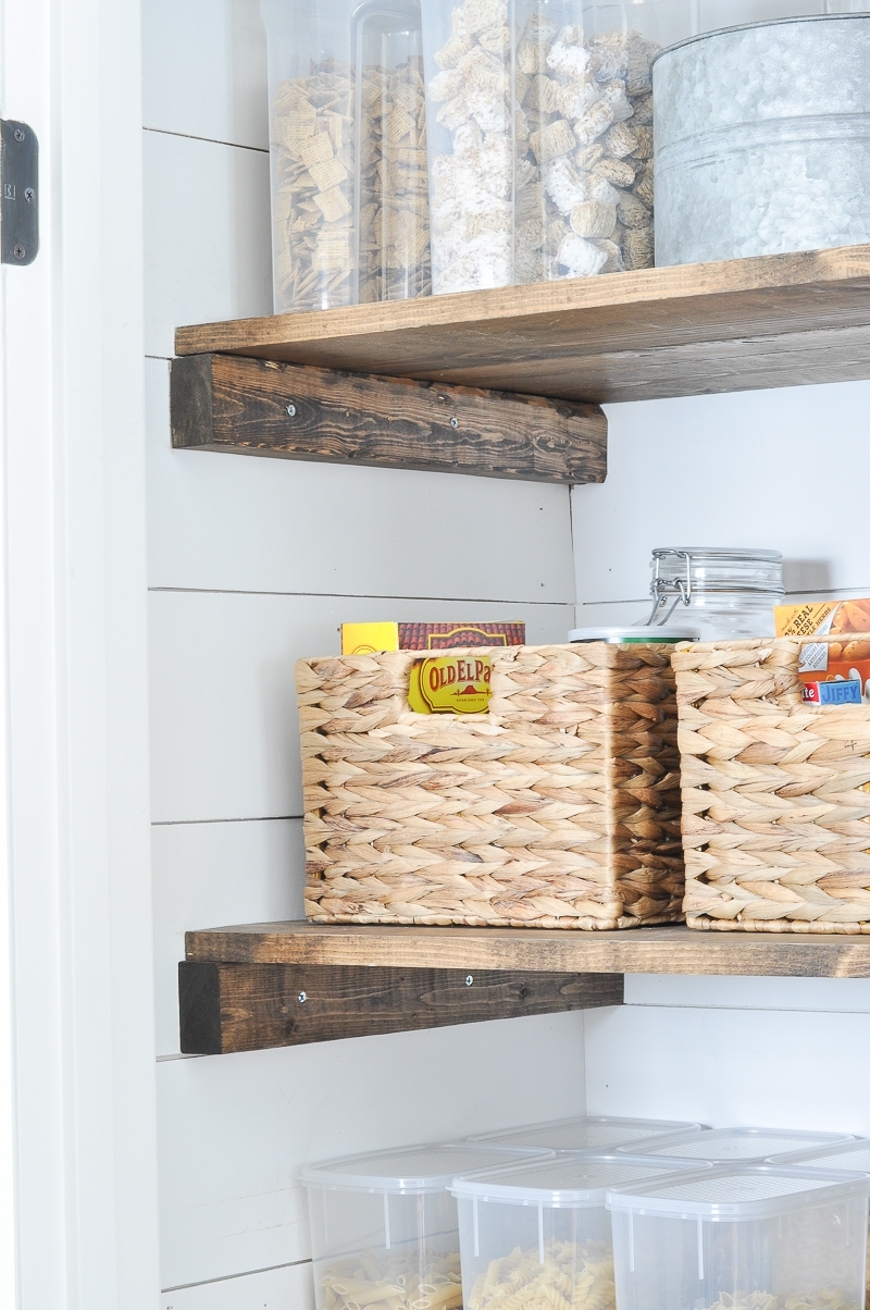 Farmhouse Pantry Organization