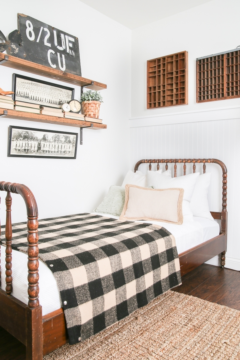 Last Look at Our Vintage Guest Bedroom