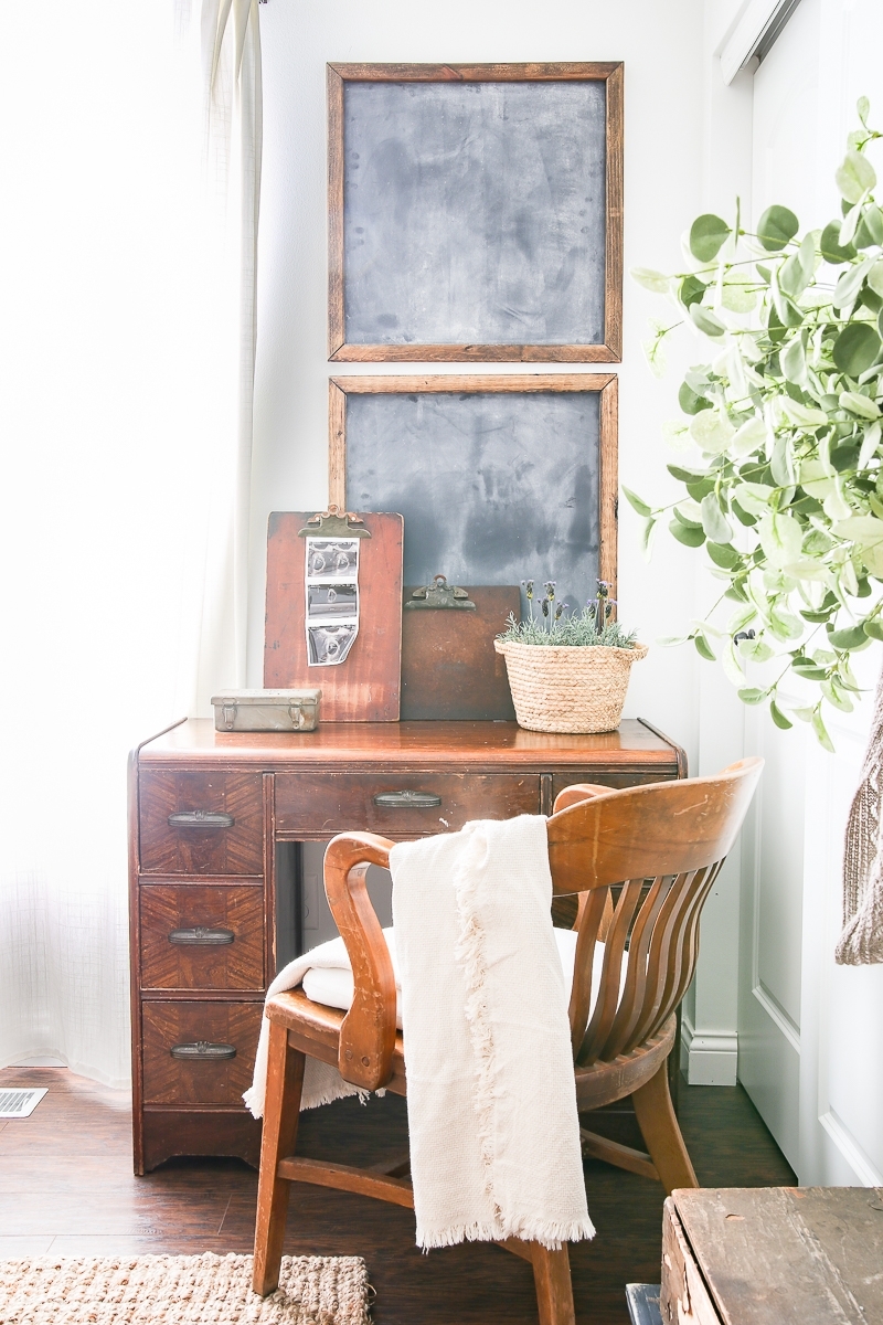 Last Look at Our Vintage Guest Bedroom