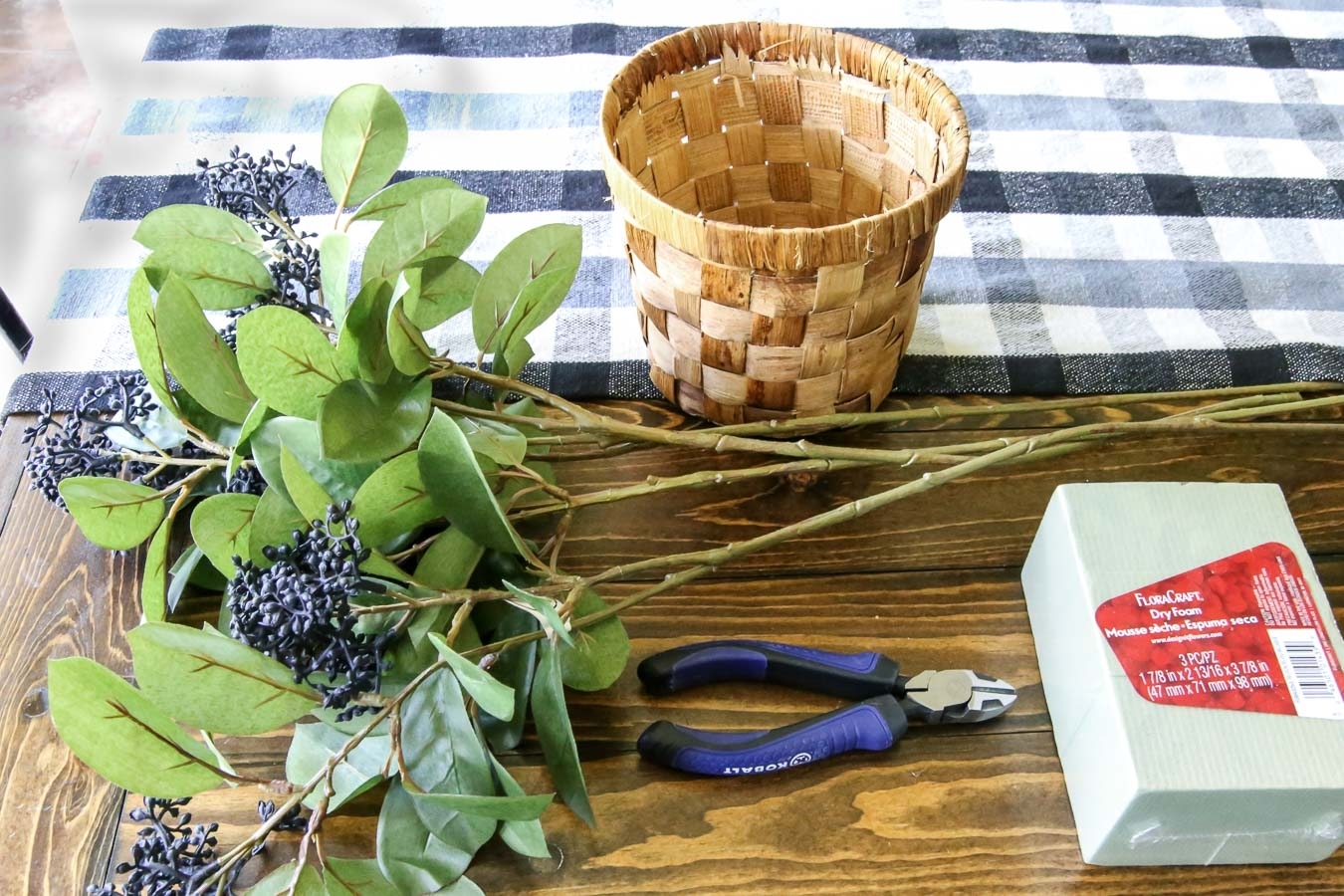 A Simple Faux Flower Arrangement