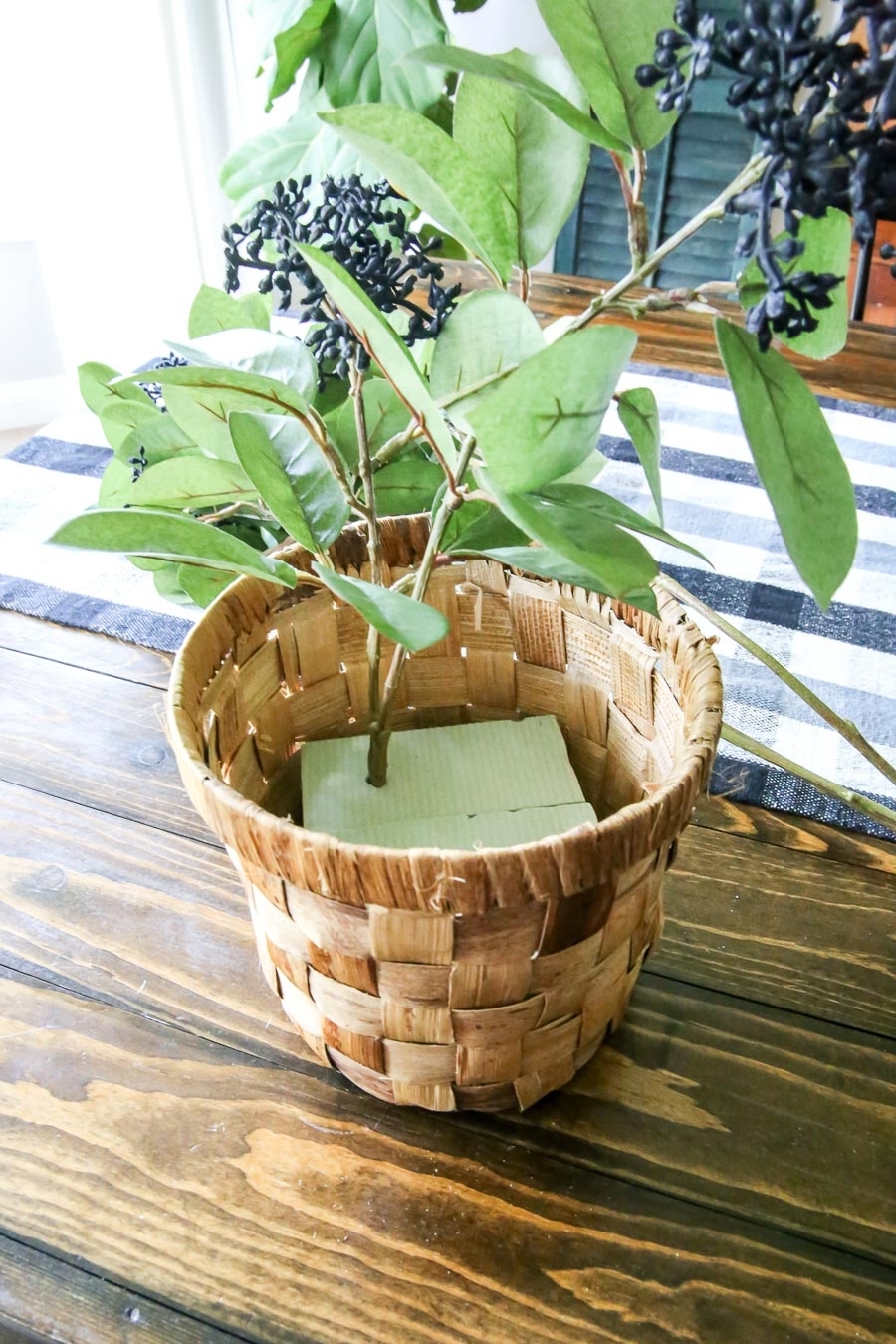 A Simple Faux Flower Arrangement