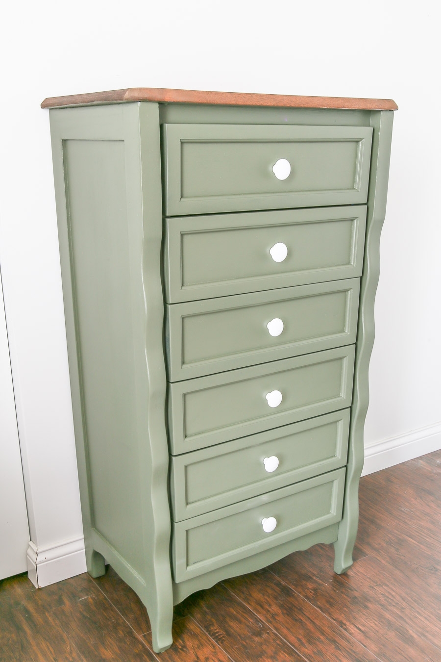 Nursery Furniture Makeover