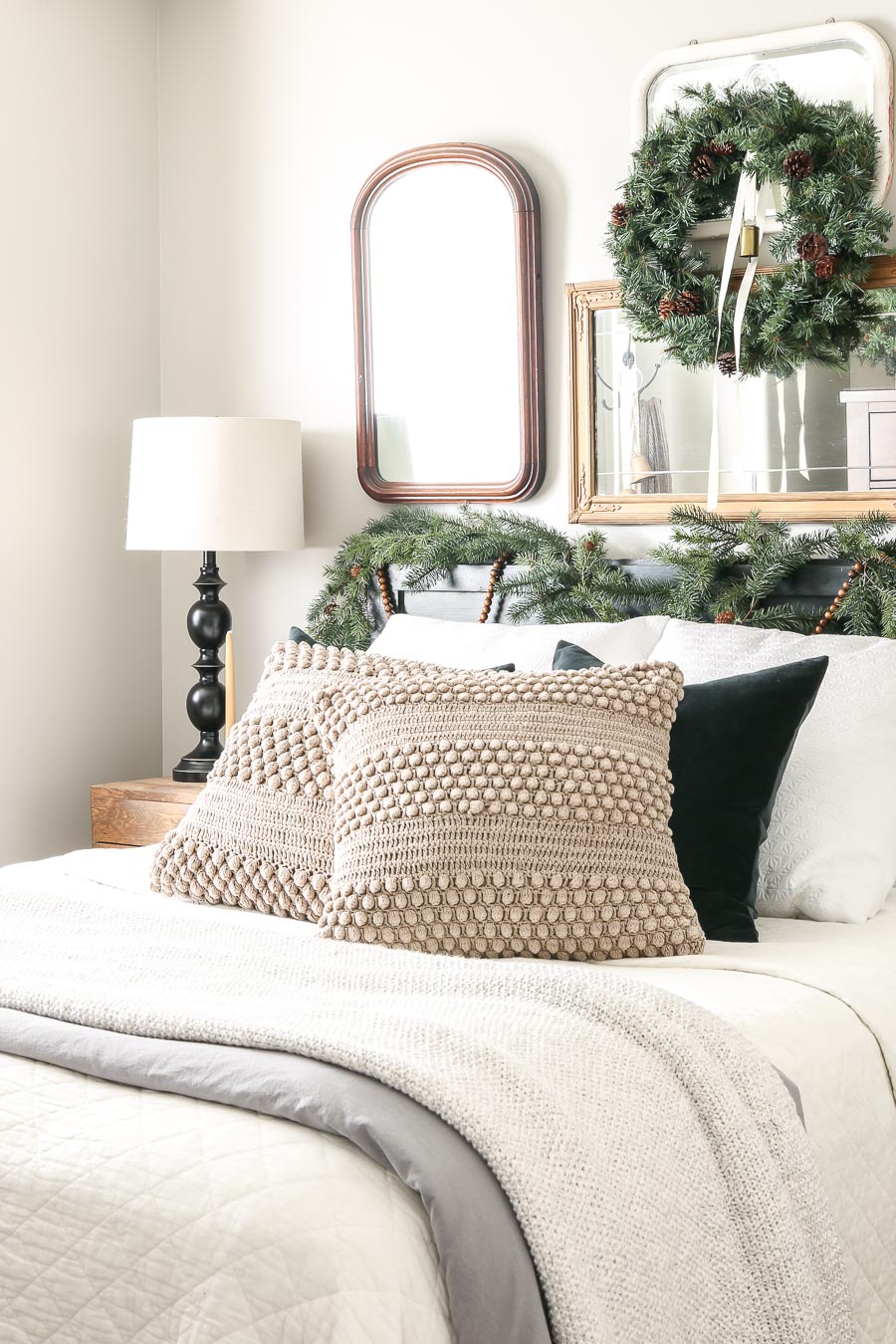 Christmas Guest Bedroom