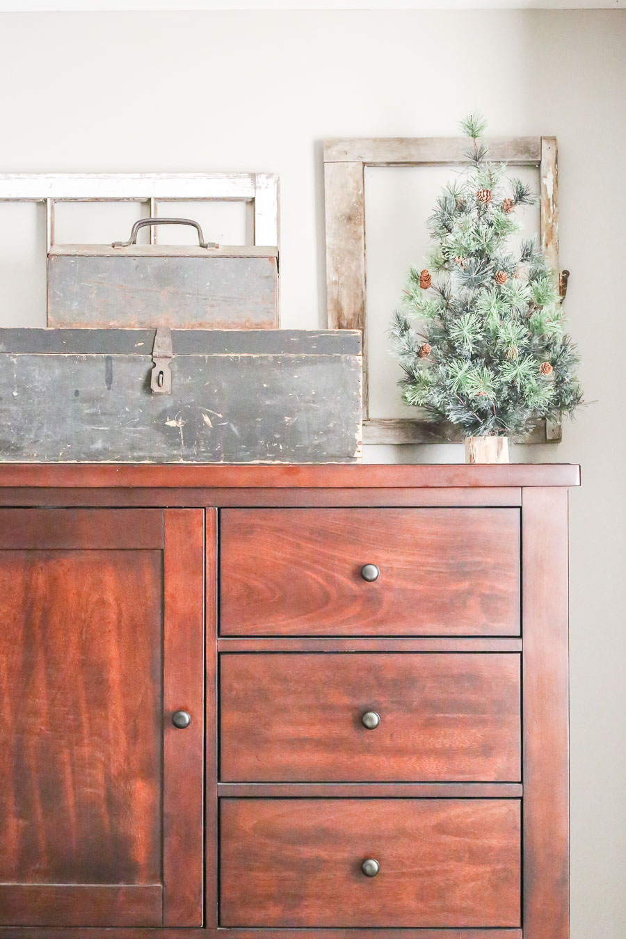 Christmas Guest Bedroom