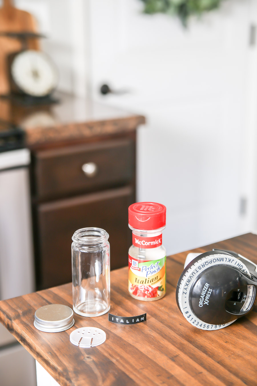 How to Organize Spices