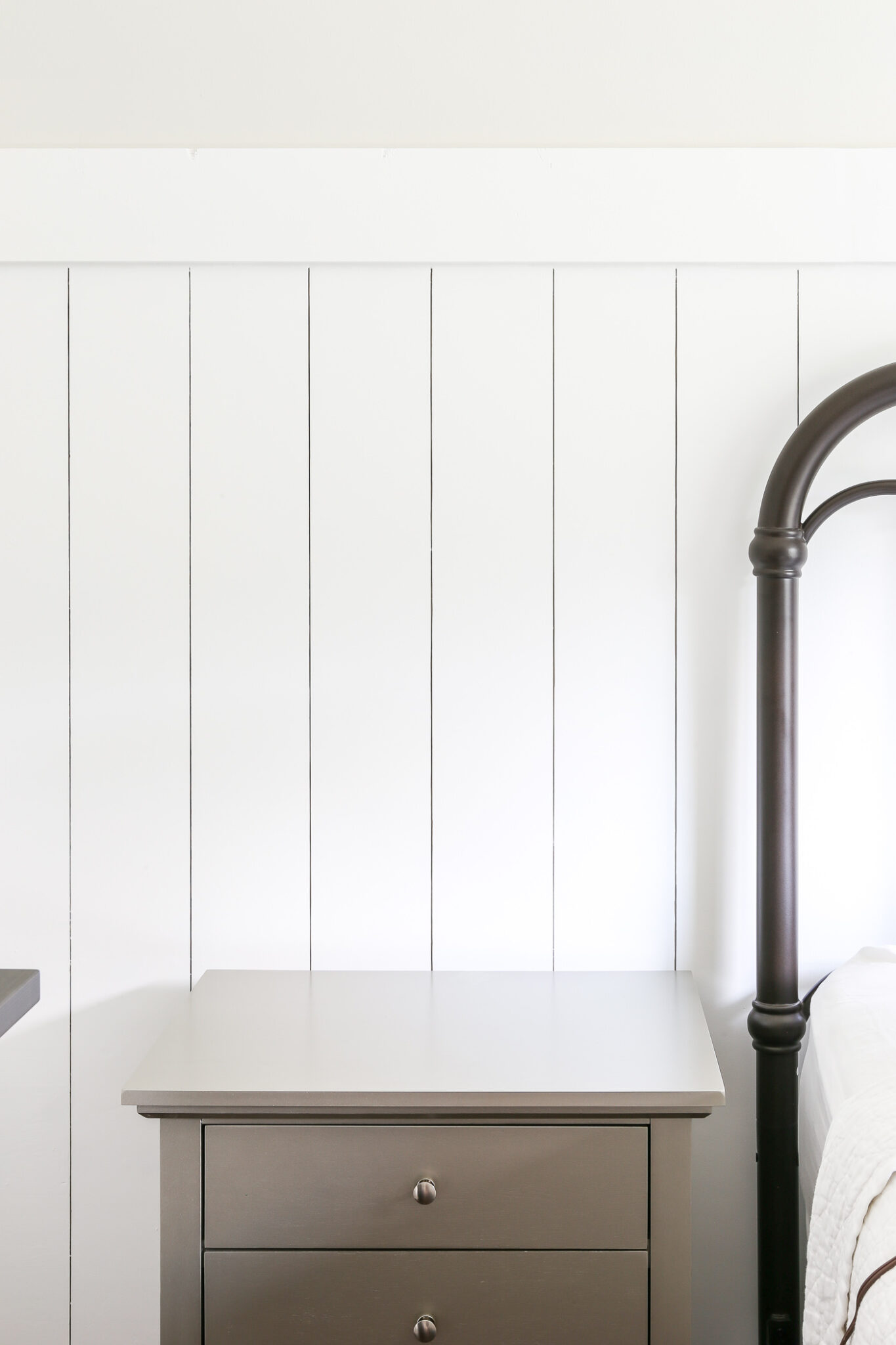 How to Install Vertical Shiplap Little Glass Jar