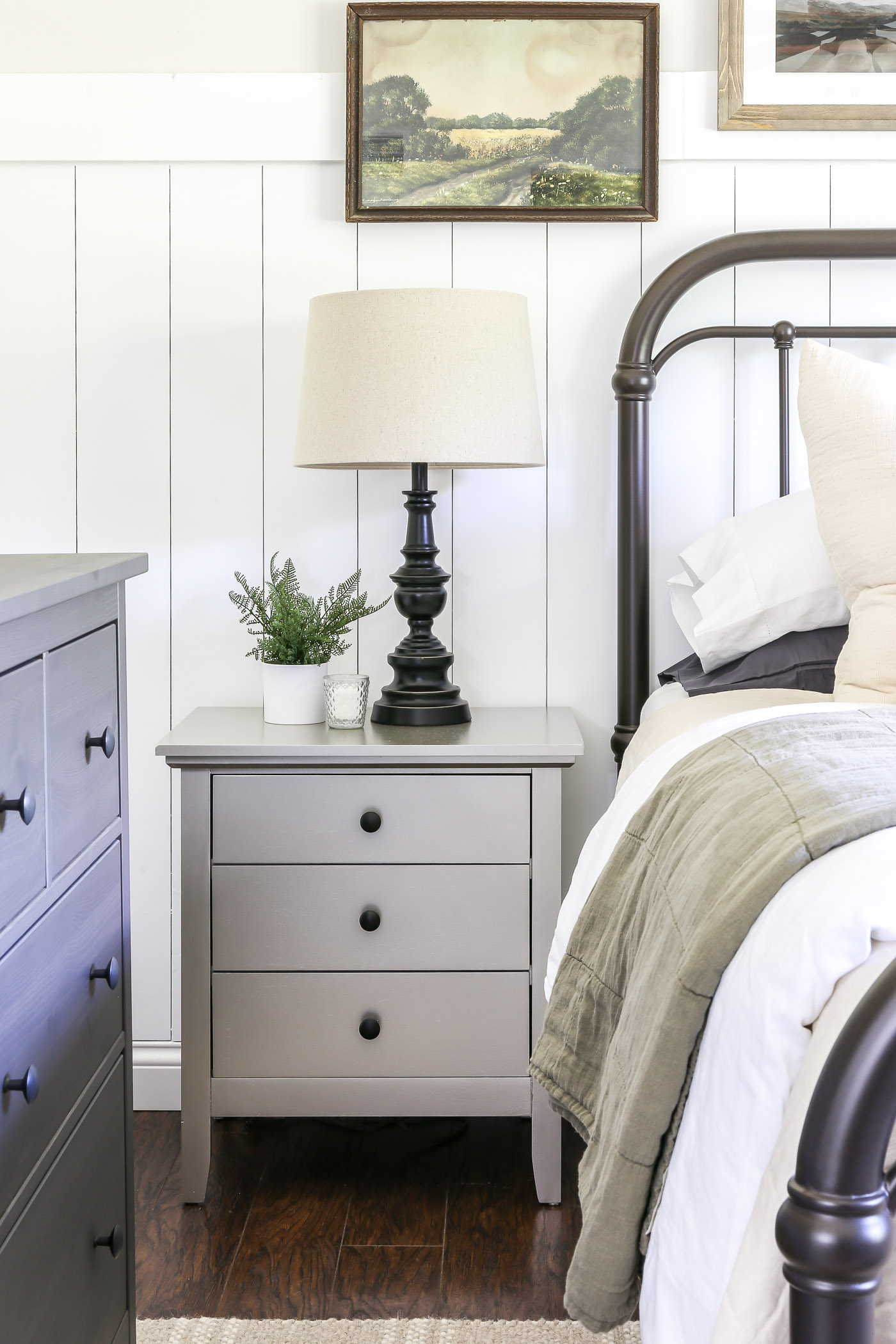 Cozy Vintage Master Bedroom Makeover