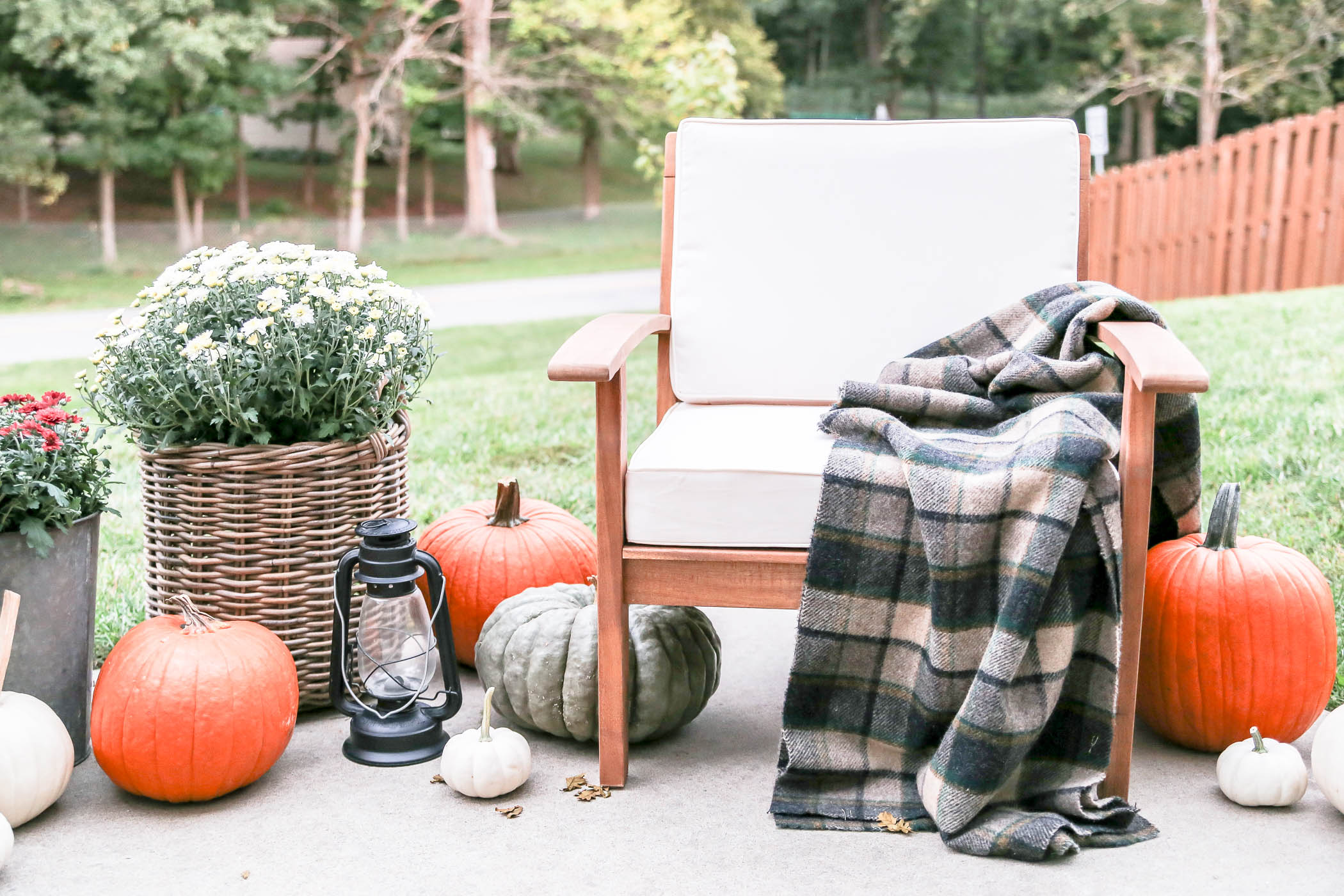 How to Create a Cozy Fall Patio