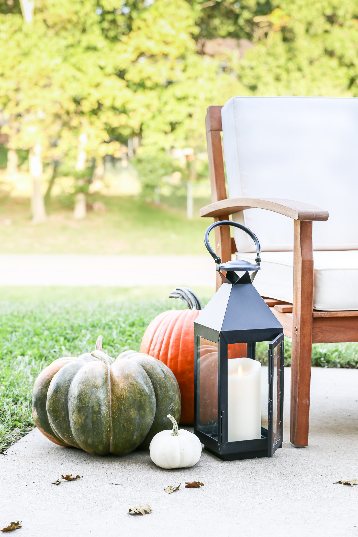 How to Create a Cozy Fall Patio