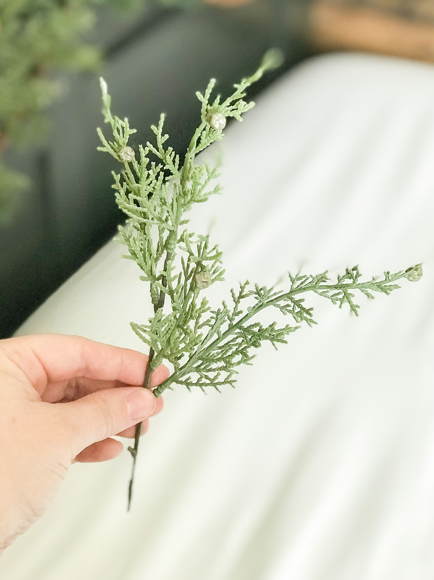 How to Hang Christmas Garland on a Bedroom Headboard