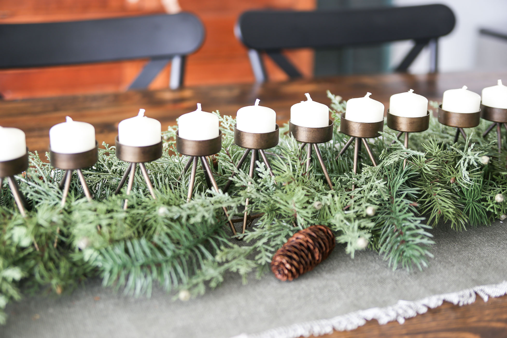 Beautiful Christmas Dining Room