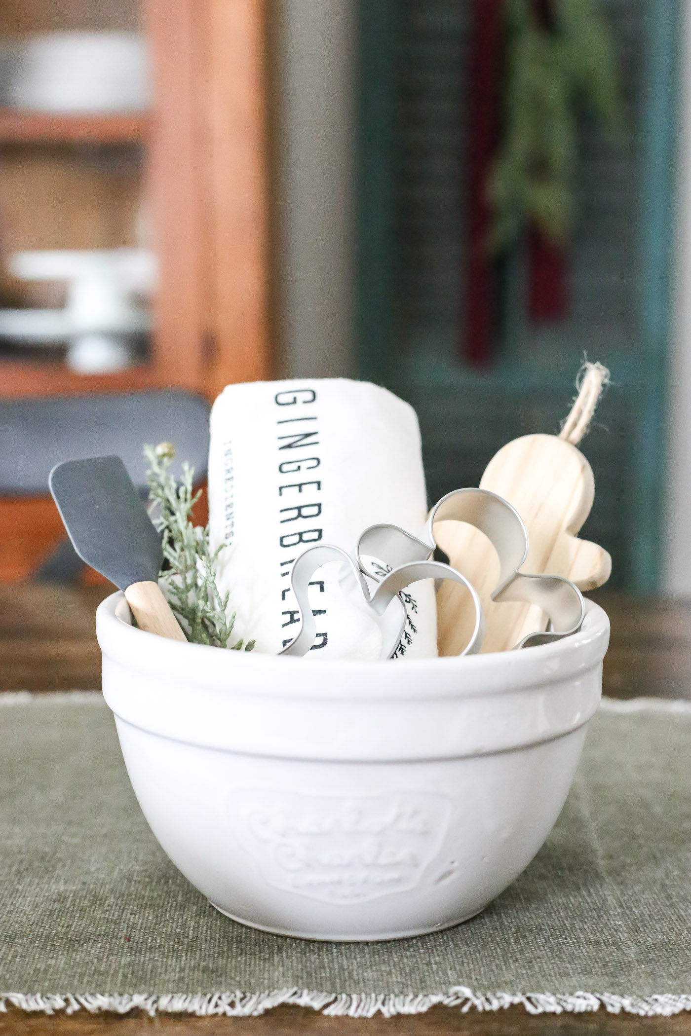 Five Beautiful Hostess Gift Baskets