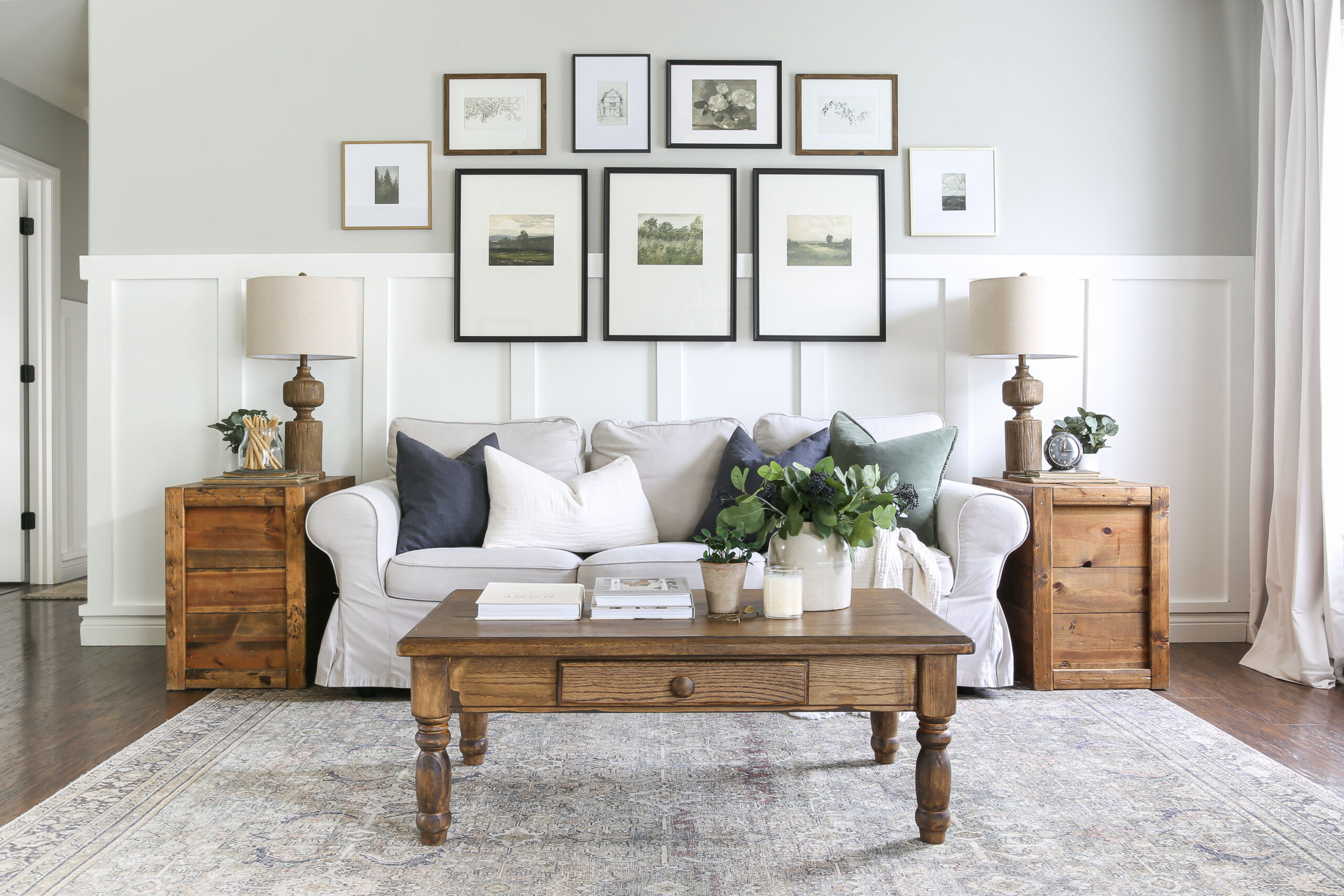 Wooden Coffee Table Makeover