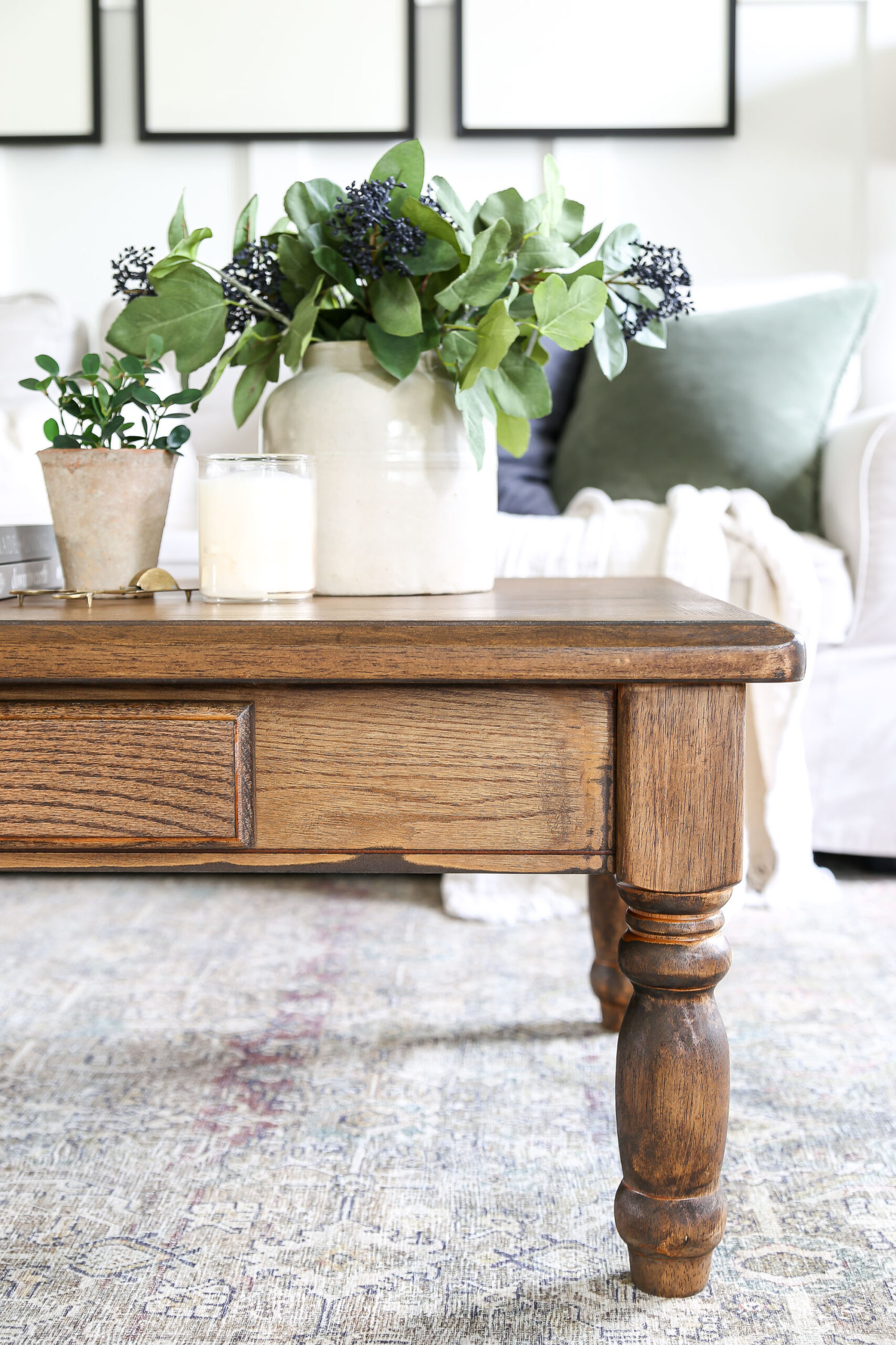 Wooden Coffee Table Makeover