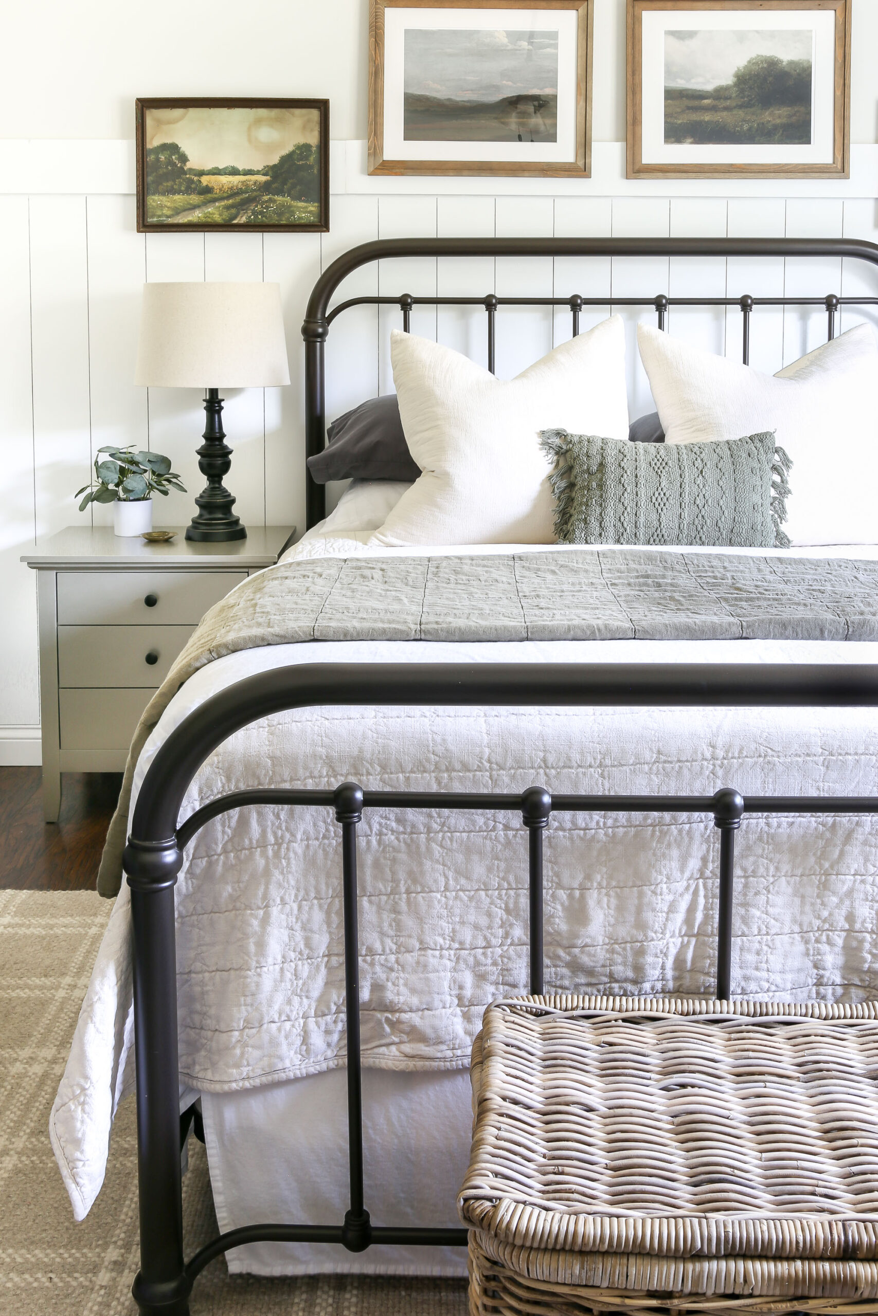 How to Layer and Style a Bed