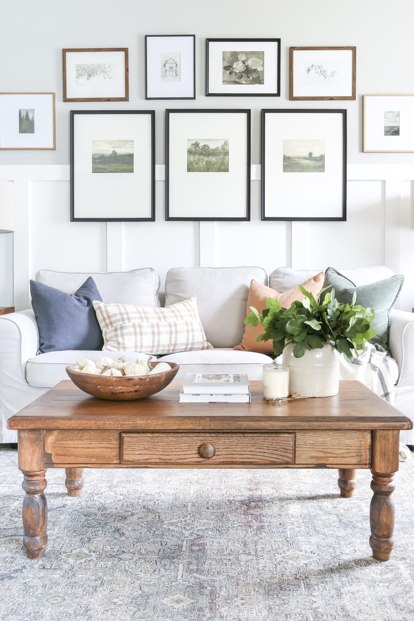 Simple Plaid Fall Living Room