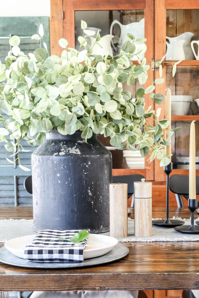 How to Decorate the Dining Room for Fall | Little Glass Jar