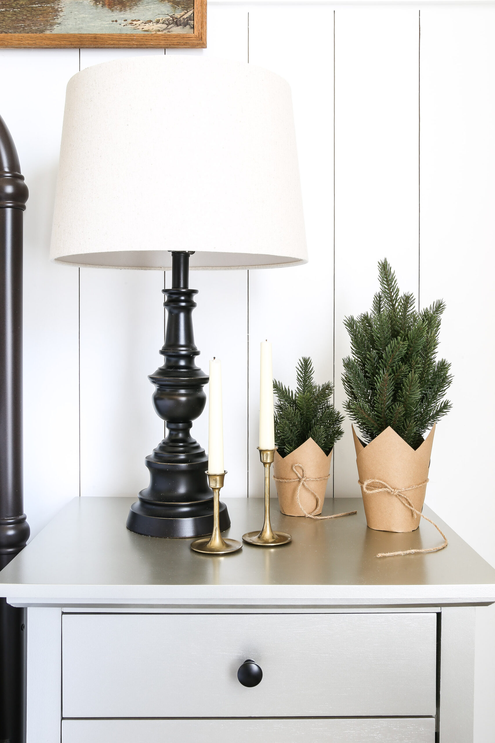 Simple Touches of Christmas in the Bedroom