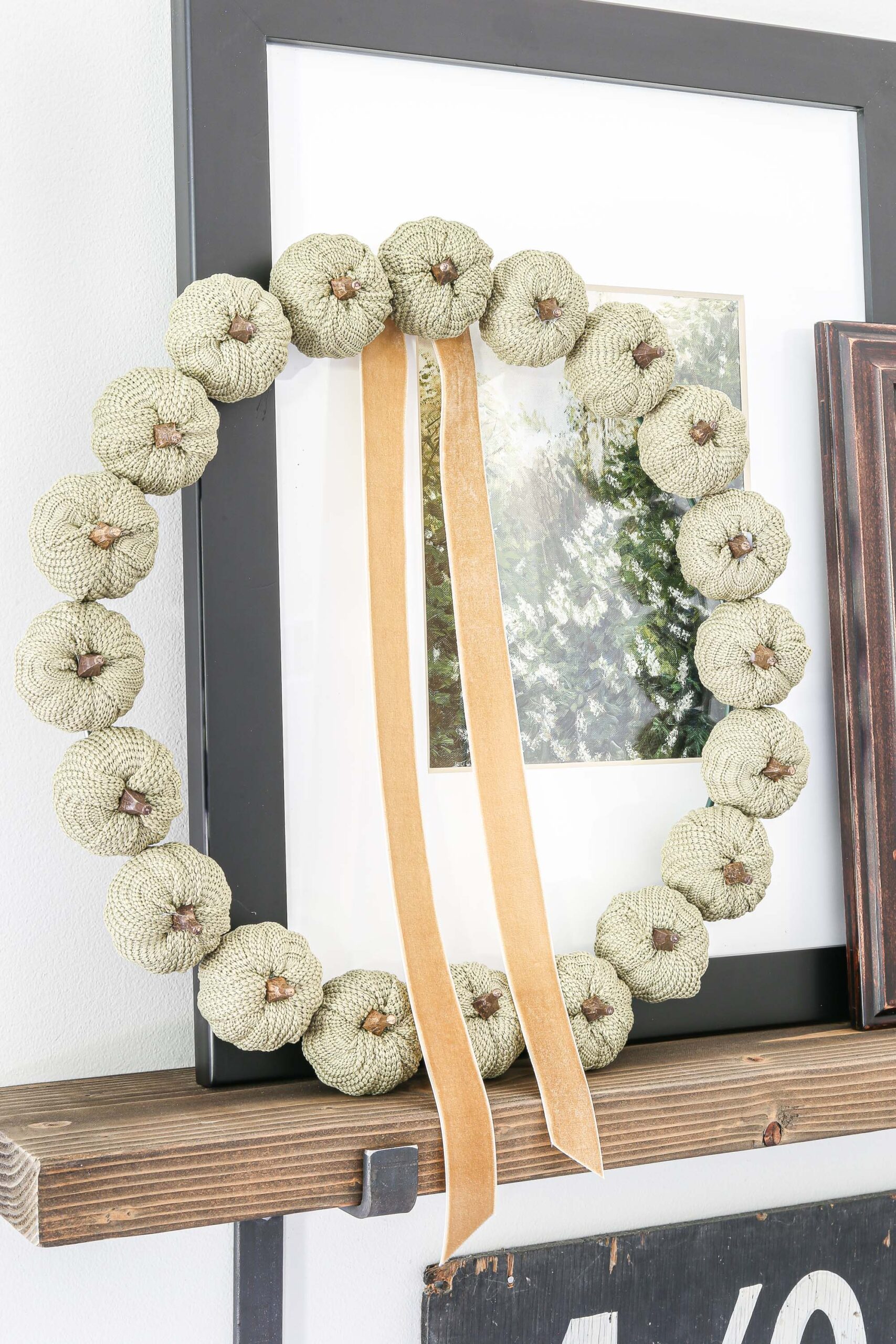 DIY Simple Fall Pumpkin Wreath