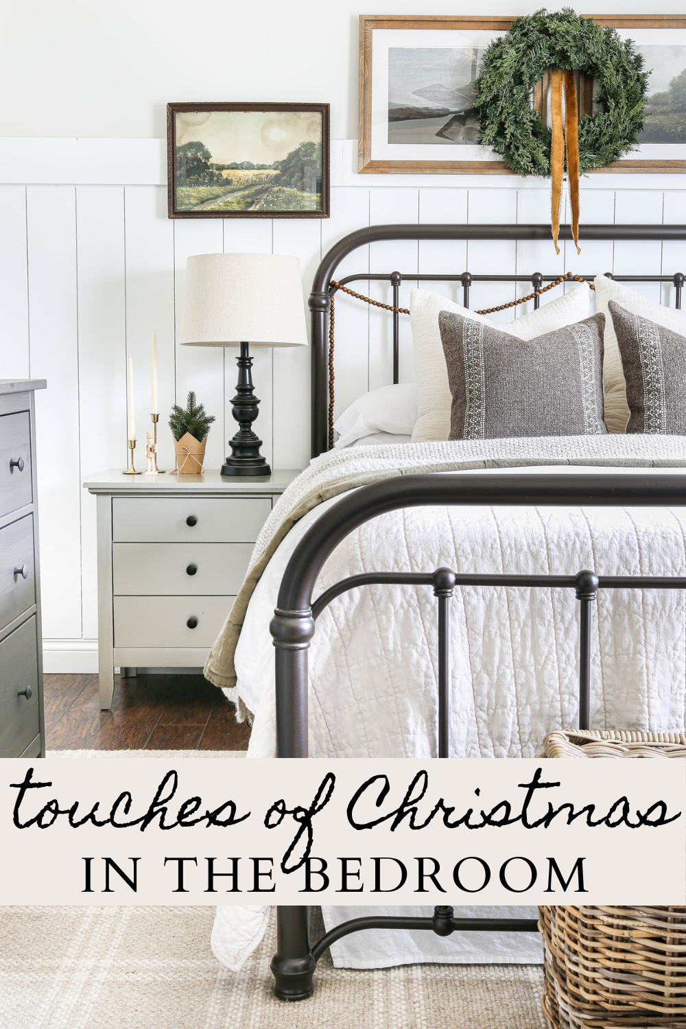 Touches of Christmas in the Bedroom