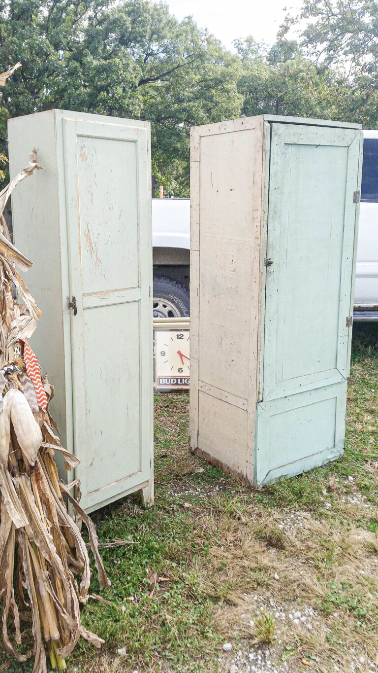 The Best Tips and Tricks for Shopping a Flea Market