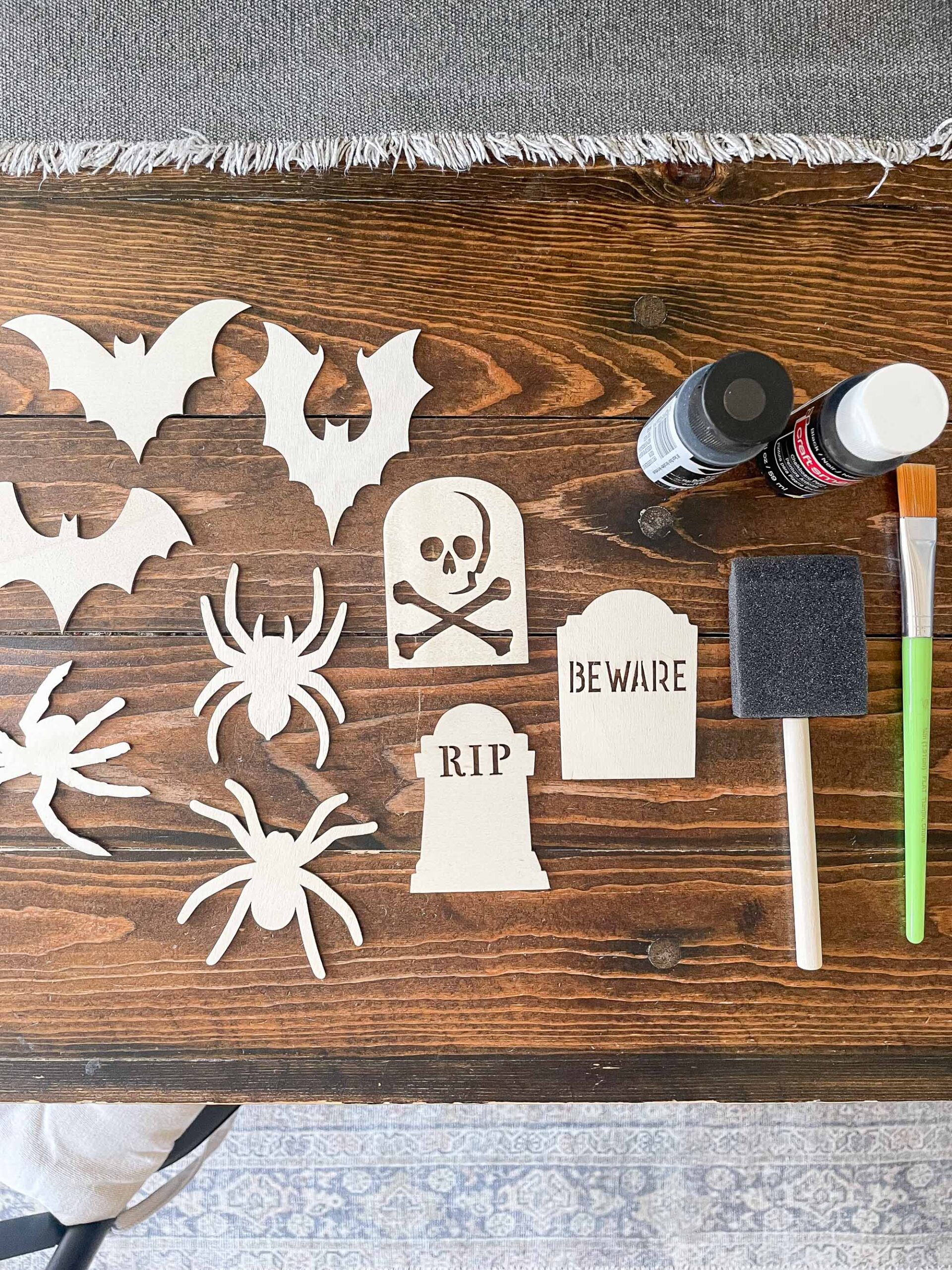 DIY Halloween Pumpkin Stakes