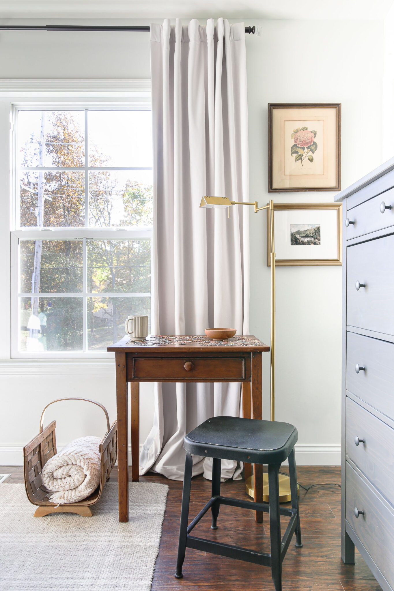 How to Create a Cozy Puzzle Table Corner Little Glass Jar