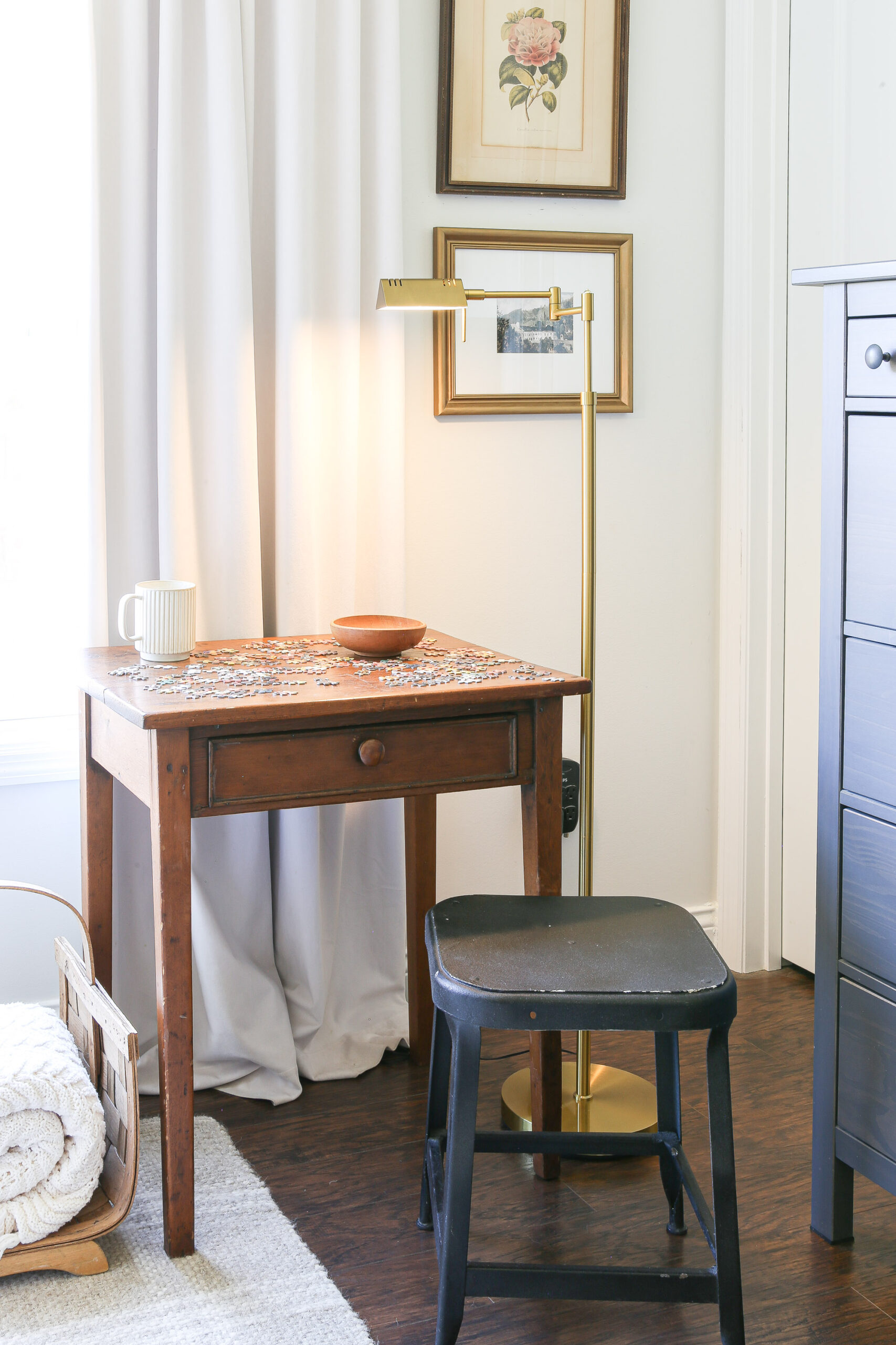 How to Create a Cozy Puzzle Table Corner