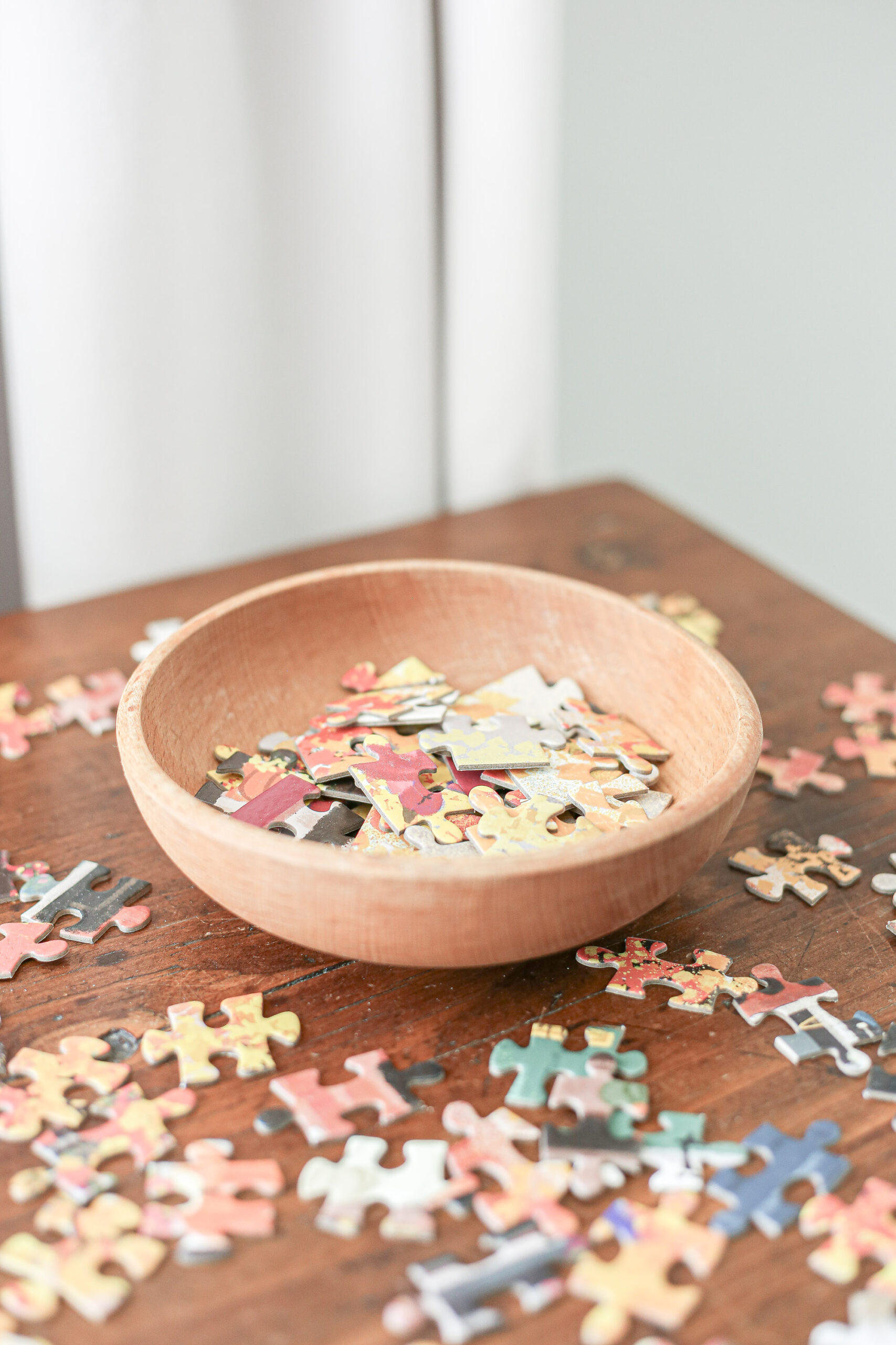 How to Create a Cozy Puzzle Table Corner