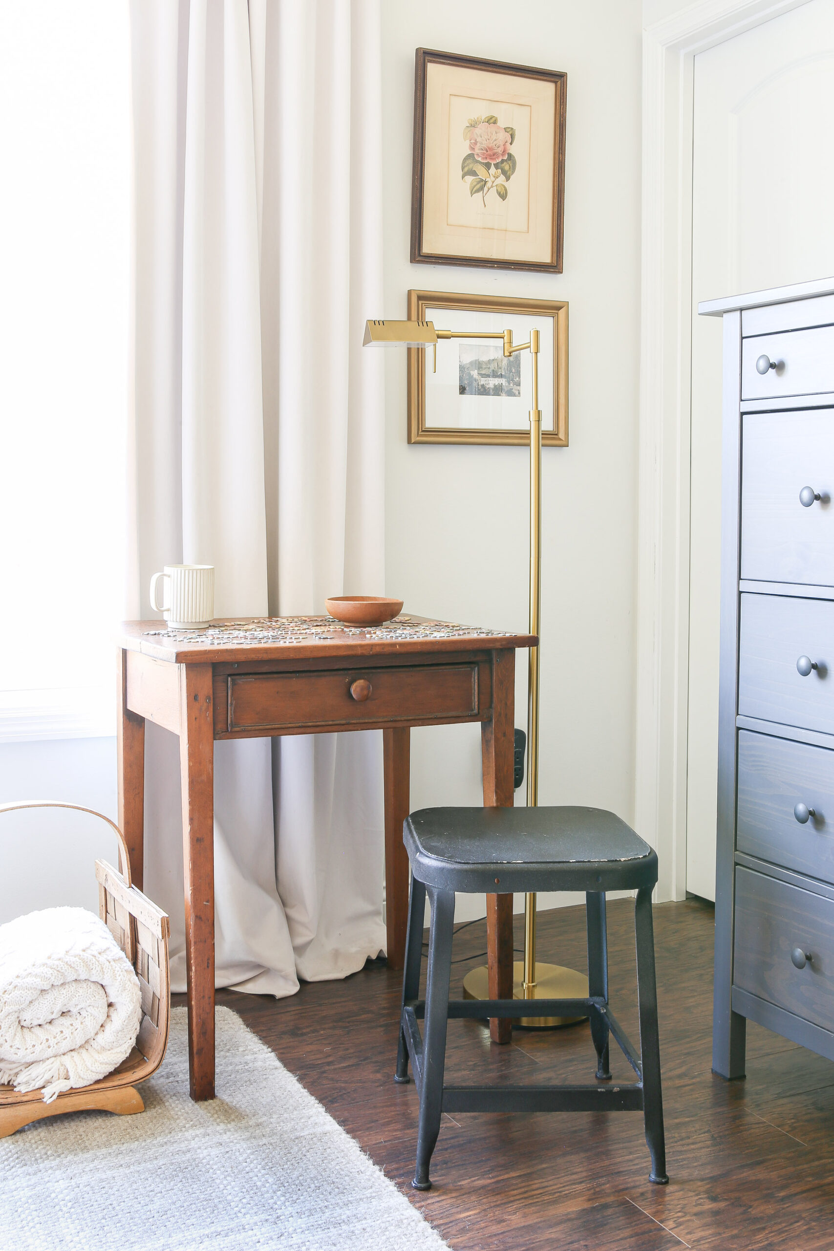 How to Create a Cozy Puzzle Table Corner