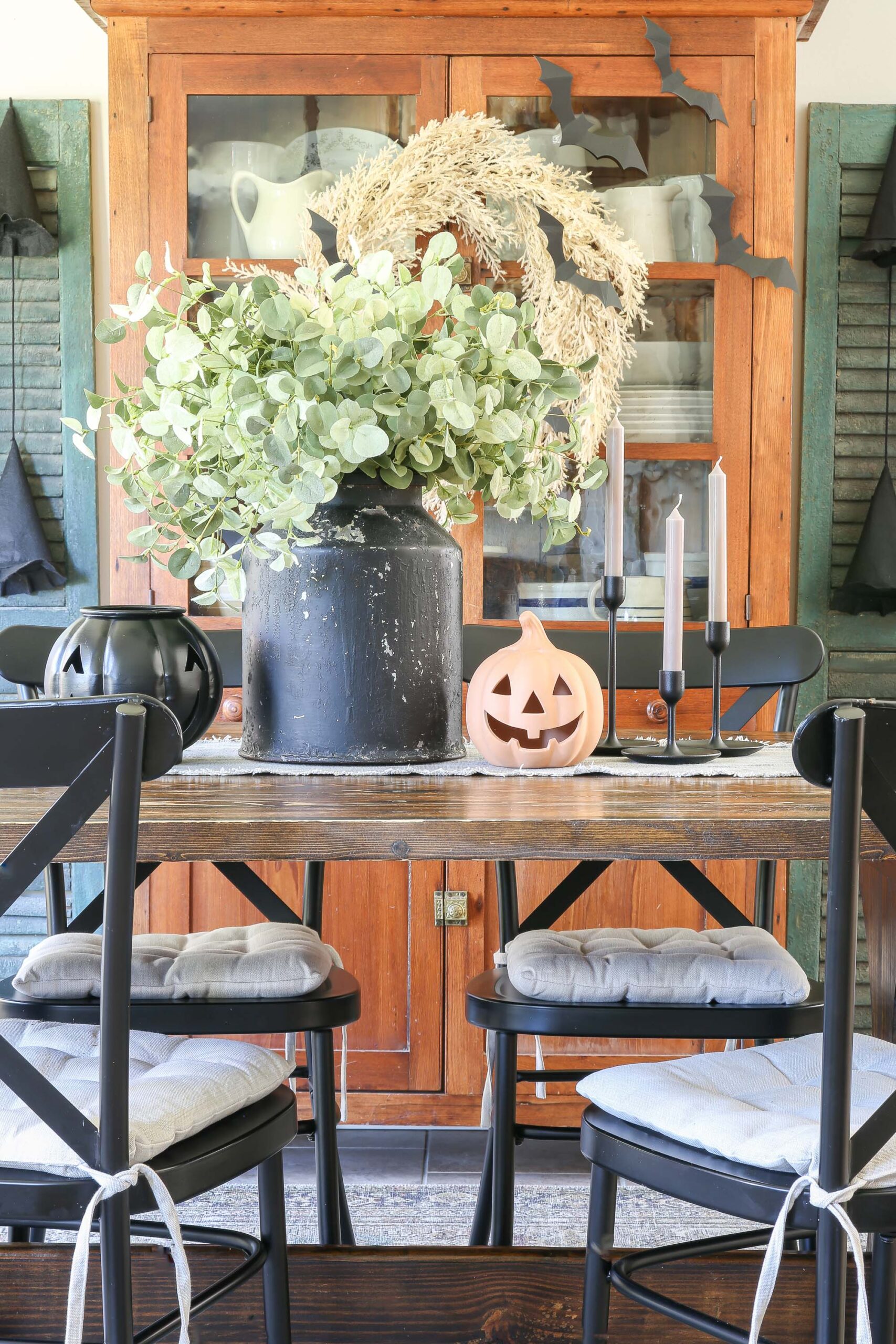 Simple and Timeless Halloween Decor Staples