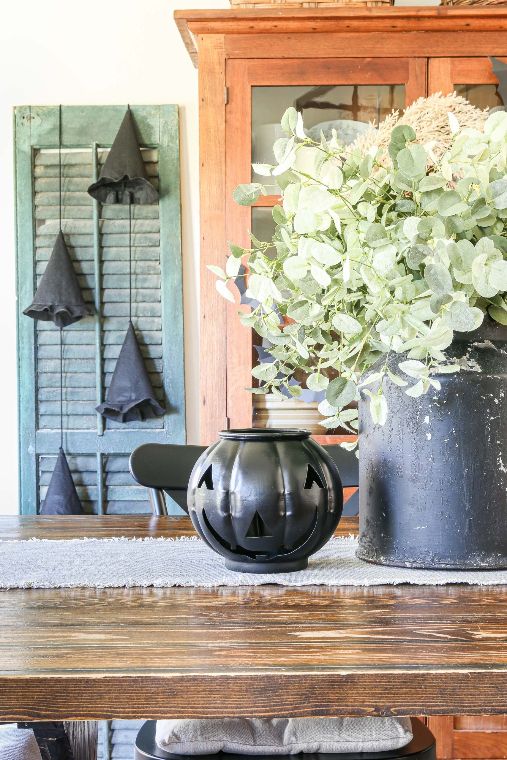Simple and Timeless Halloween Decor Staples